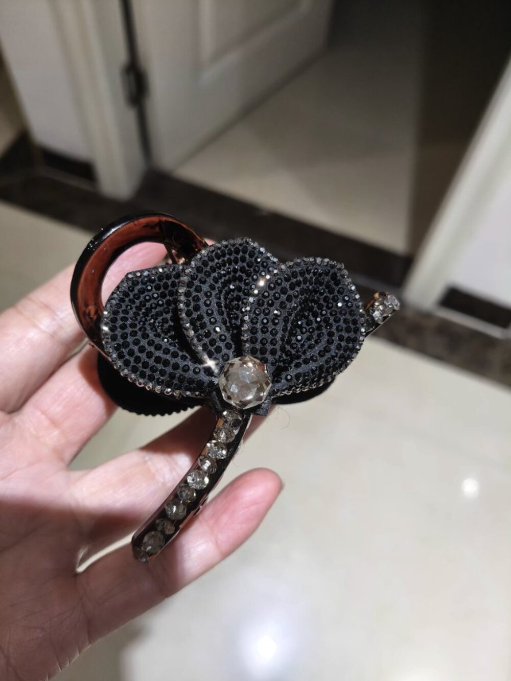 Black Hair Claw Clip NEW - Picture 3 of 5